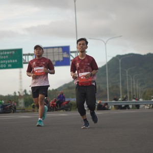 Race photo from KEDIRI HALF MARATHON 2026
