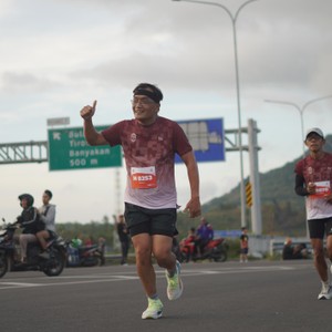 Race photo from KEDIRI HALF MARATHON 2026