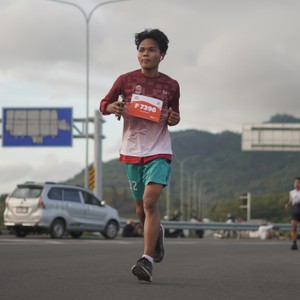 Race photo from KEDIRI HALF MARATHON 2026