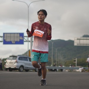Race photo from KEDIRI HALF MARATHON 2026