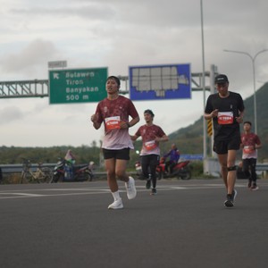Race photo from KEDIRI HALF MARATHON 2026