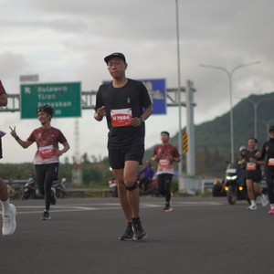 Race photo from KEDIRI HALF MARATHON 2026