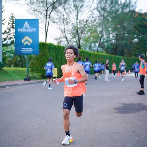 Race photo from BOGORUN 2026