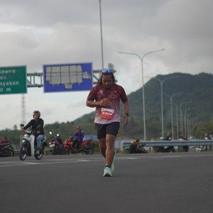 Race photo from KEDIRI HALF MARATHON 2026