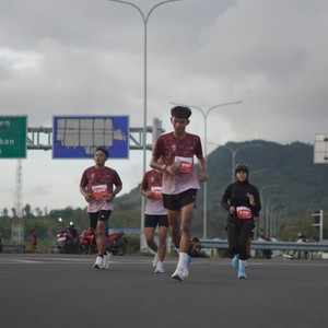 Race photo from KEDIRI HALF MARATHON 2026