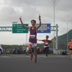 Race photo from KEDIRI HALF MARATHON 2026