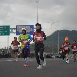 Race photo from KEDIRI HALF MARATHON 2026