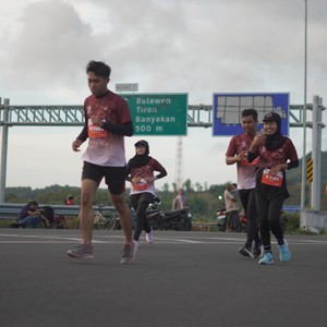 Race photo from KEDIRI HALF MARATHON 2026
