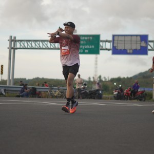 Race photo from KEDIRI HALF MARATHON 2026