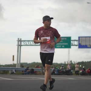 Race photo from KEDIRI HALF MARATHON 2026