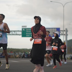 Race photo from KEDIRI HALF MARATHON 2026