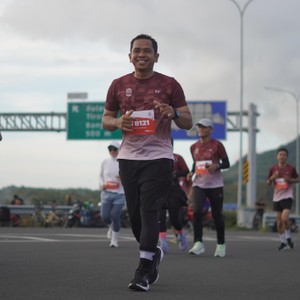 Race photo from KEDIRI HALF MARATHON 2026