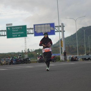 Race photo from KEDIRI HALF MARATHON 2026