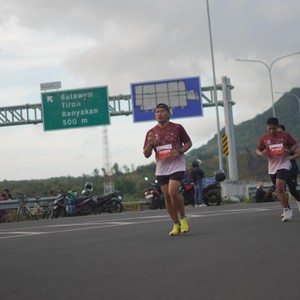 Race photo from KEDIRI HALF MARATHON 2026