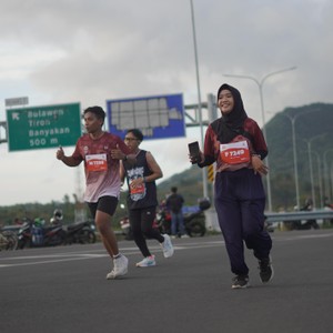 Race photo from KEDIRI HALF MARATHON 2026