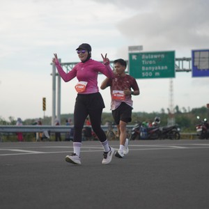 Race photo from KEDIRI HALF MARATHON 2026