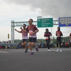 Race photo from KEDIRI HALF MARATHON 2026