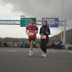 Race photo from KEDIRI HALF MARATHON 2026