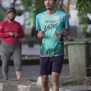 Race photo from VIBES AND STRENGTH CAMP ABR 2025