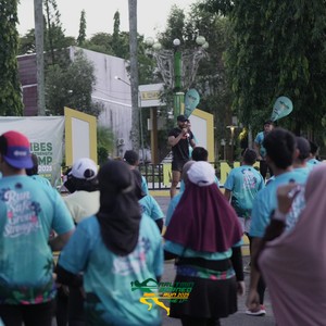 Race photo from VIBES AND STRENGTH CAMP ABR 2025