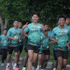 Race photo from VIBES AND STRENGTH CAMP ABR 2025