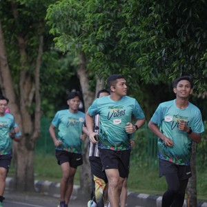 Race photo from VIBES AND STRENGTH CAMP ABR 2025