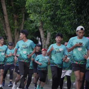 Race photo from VIBES AND STRENGTH CAMP ABR 2025