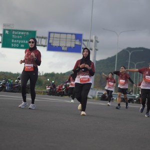 Race photo from KEDIRI HALF MARATHON 2026