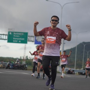 Race photo from KEDIRI HALF MARATHON 2026