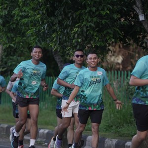 Race photo from VIBES AND STRENGTH CAMP ABR 2025