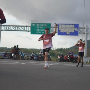 Race photo from KEDIRI HALF MARATHON 2026