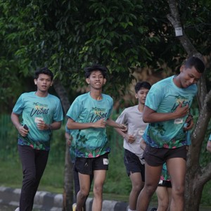Race photo from VIBES AND STRENGTH CAMP ABR 2025