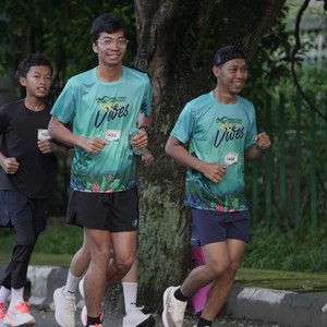 Race photo from VIBES AND STRENGTH CAMP ABR 2025