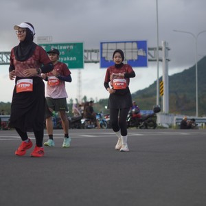 Race photo from KEDIRI HALF MARATHON 2026