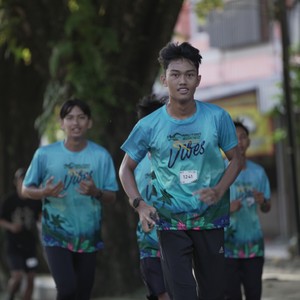 Race photo from VIBES AND STRENGTH CAMP ABR 2025
