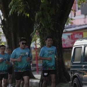 Race photo from VIBES AND STRENGTH CAMP ABR 2025