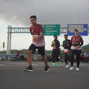 Race photo from KEDIRI HALF MARATHON 2026