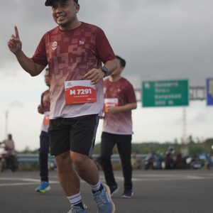 Race photo from KEDIRI HALF MARATHON 2026