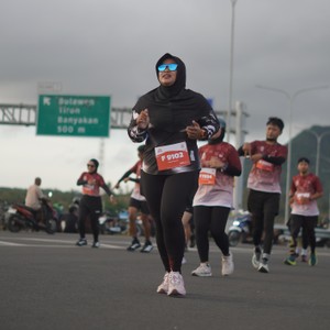 Race photo from KEDIRI HALF MARATHON 2026