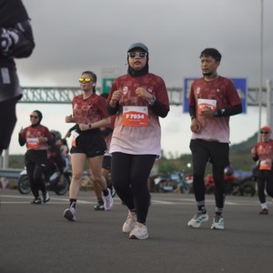 Race photo from KEDIRI HALF MARATHON 2026