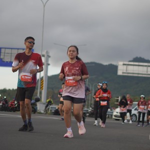 Race photo from KEDIRI HALF MARATHON 2026