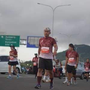 Race photo from KEDIRI HALF MARATHON 2026