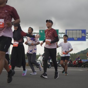 Race photo from KEDIRI HALF MARATHON 2026