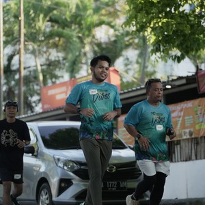 Race photo from VIBES AND STRENGTH CAMP ABR 2025