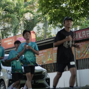 Race photo from VIBES AND STRENGTH CAMP ABR 2025