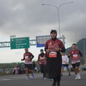 Race photo from KEDIRI HALF MARATHON 2026