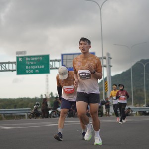 Race photo from KEDIRI HALF MARATHON 2026