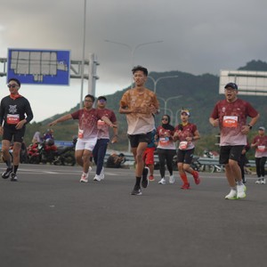 Race photo from KEDIRI HALF MARATHON 2026