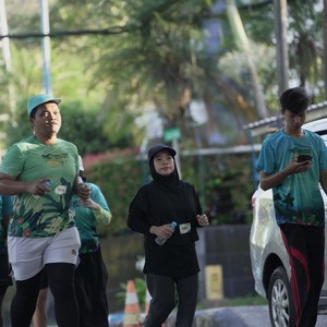Race photo from VIBES AND STRENGTH CAMP ABR 2025