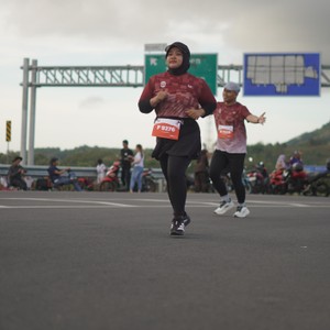 Race photo from KEDIRI HALF MARATHON 2026